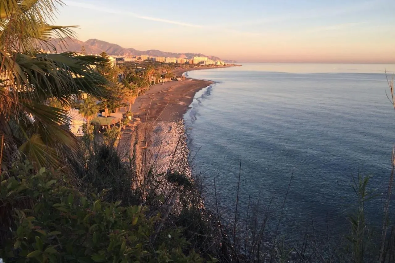 Nerja Paradise Rentals - Villa Los Girasoles 0*,  إسبانيا